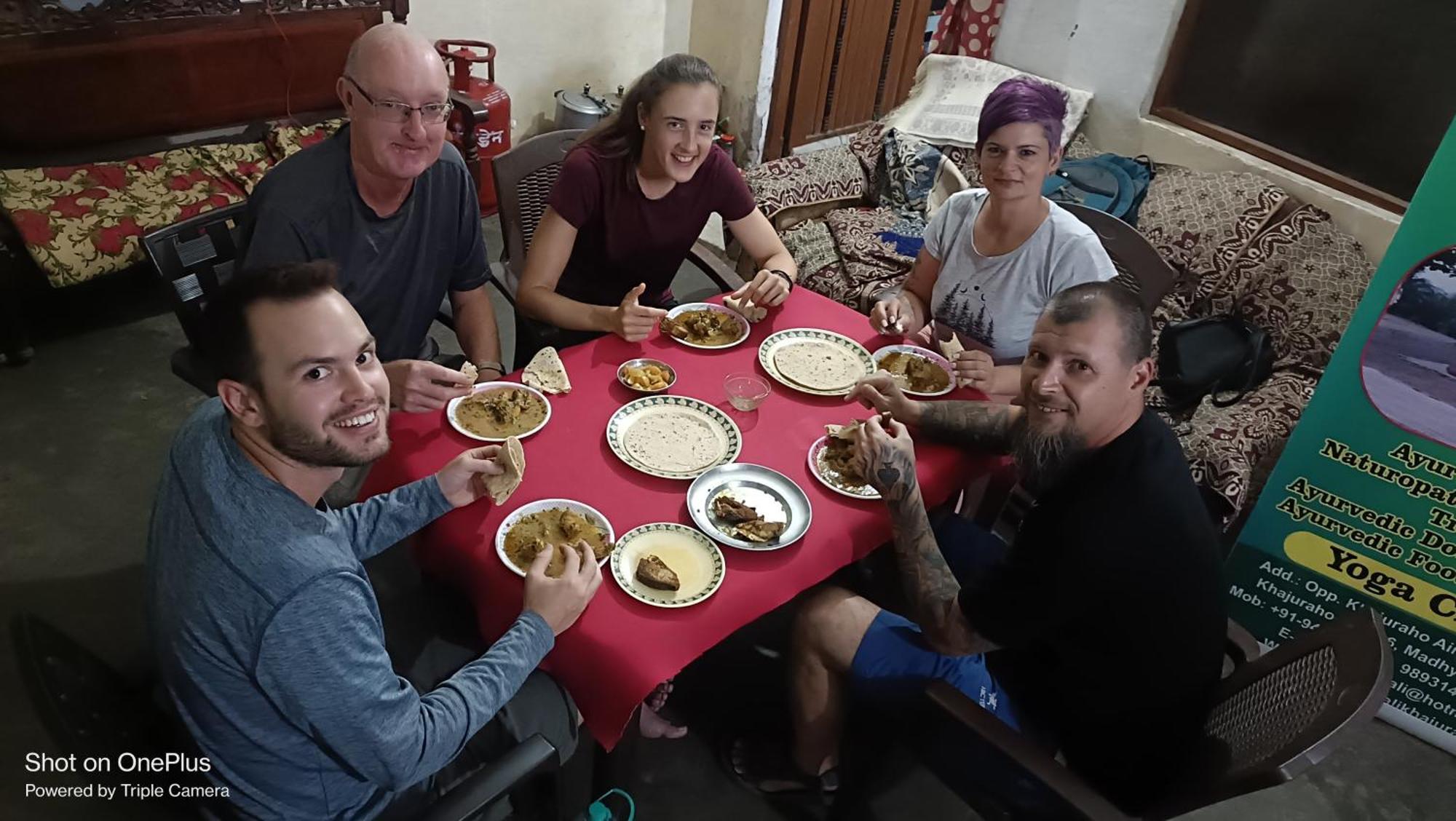 Khajuraho Homestay Exteriör bild